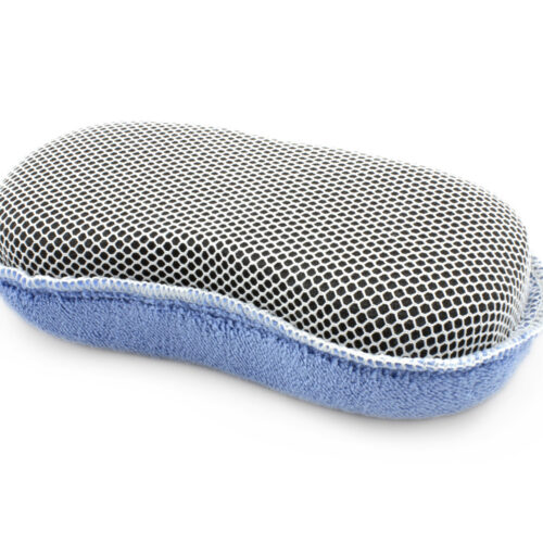 Two-sided microfibre sponge for car washing
