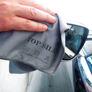 Mikrošķiedras stikla un logu tīrīšanas drāniņa Top Silk, 50 x 70 cm Mikrošķiedras stikla un logu tīrīšanas drāniņa Top Silk, 50 x 70 cm, zāle